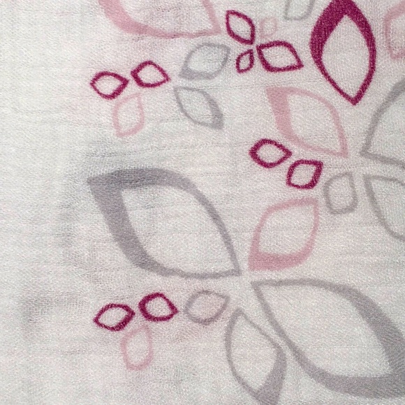 2 Aden + Anais Swaddle Infant Blankets - Picture 3 of 5